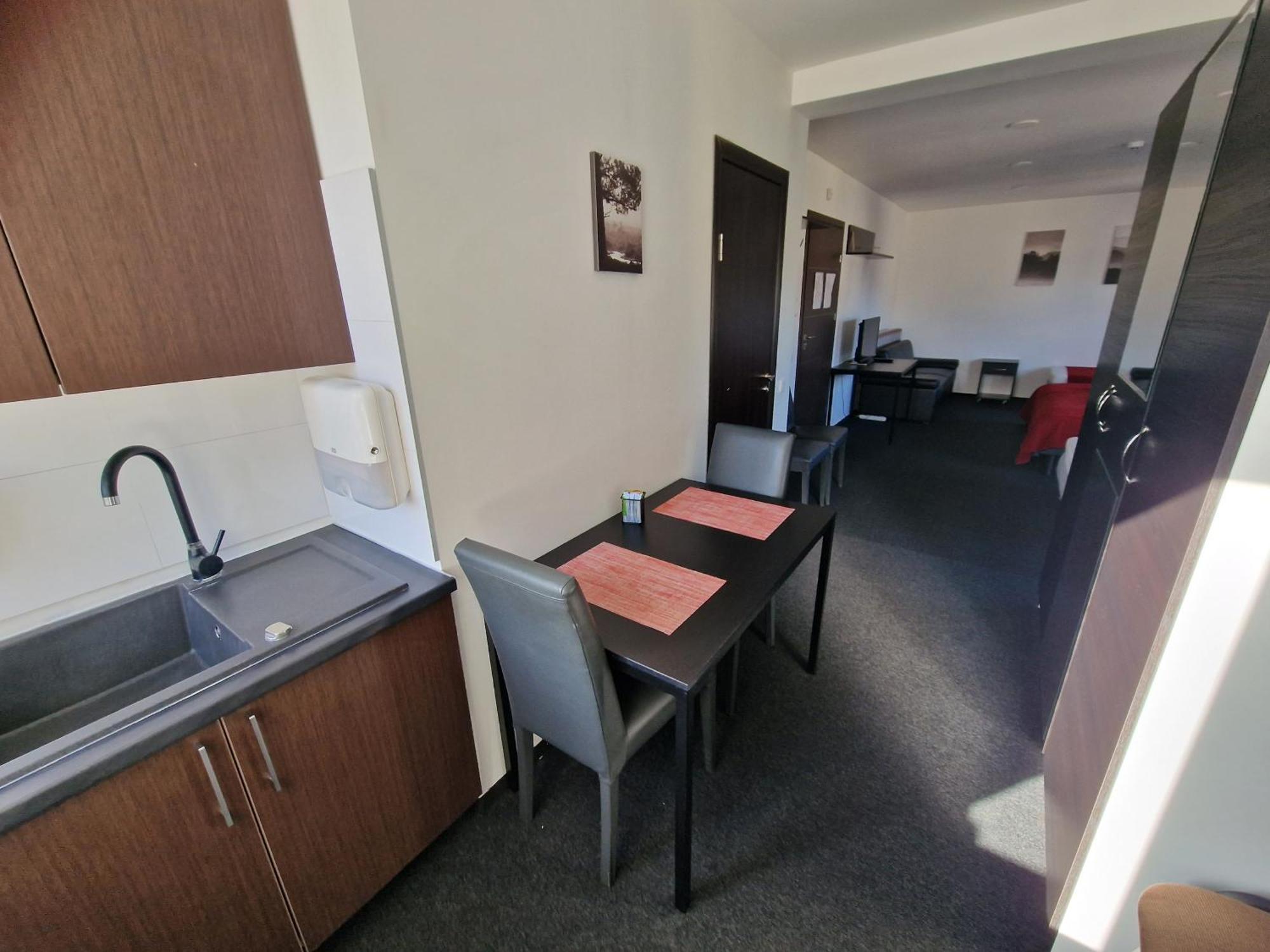 راسينياي Kalida B&B Rooms For Rent الغرفة الصورة